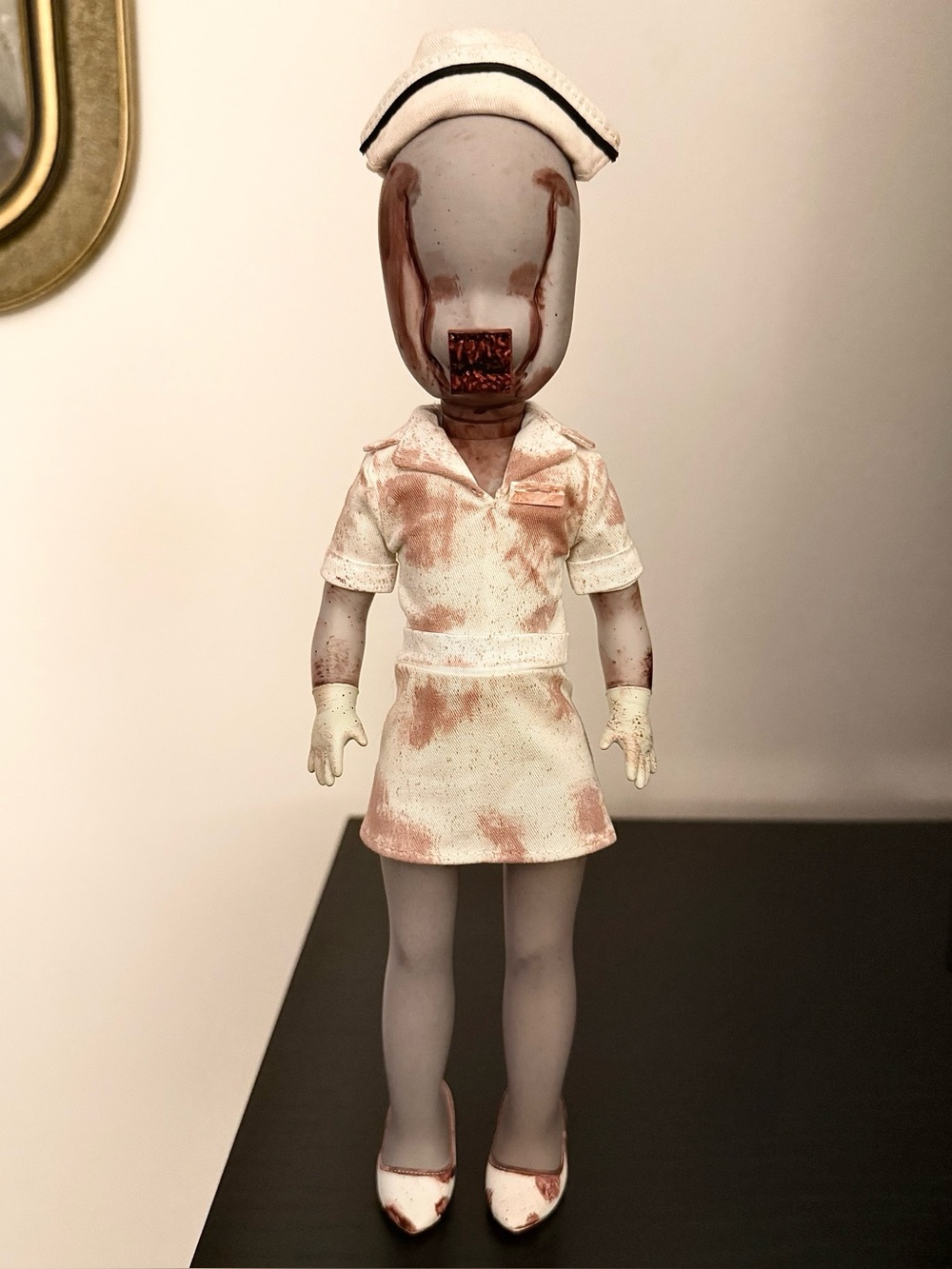 Mezco Living Dead Dolls Presents "Silent Hill Nurse" (NO BOX)